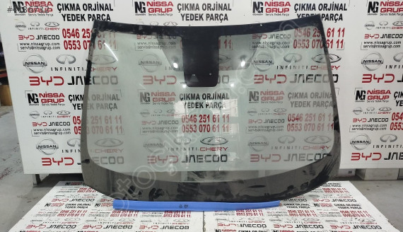 NİSSAN X-TRAİL T32 MAKYAJLI KASA ÖN CAM ÇIKMA YEDEK PARÇA