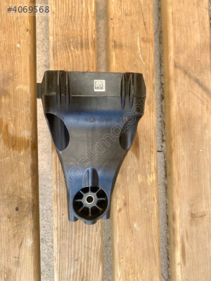 A2642200300 MERCEDES 264 MOTOR KODU İLE UYUMLU SAĞ MOTOR KULAĞI