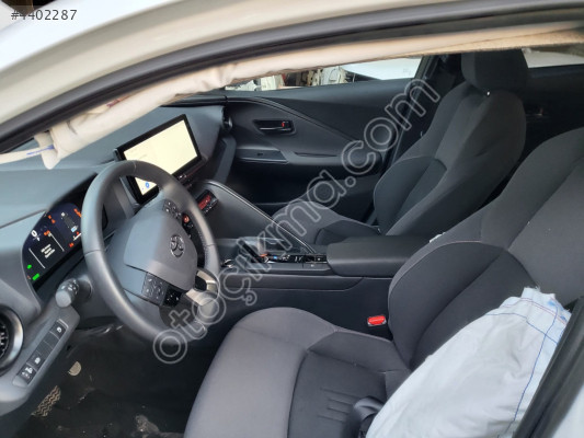 2025 Toyota C-HR 1.8 DÖŞEME