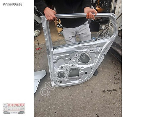 RENAULT MEGAN 3 SW GRİ SAĞ ARKA KAPI ORJINAL