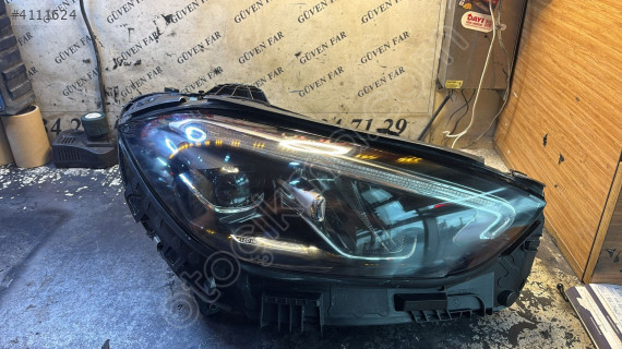 MERCEDES C SERİ W206 LED SAĞ FAR 2069066204
