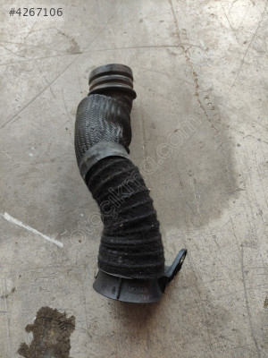 Fiat egea hava filtre borusu