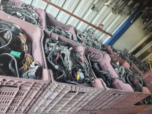 nissan vanette 2000 motor iç tesisatı (son fiyat)