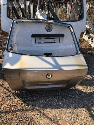 ÇIKMA SKODA OCTAVİA BAGAJ KAPAĞI