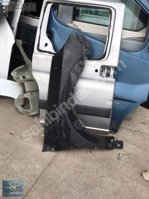 OTO CEM'DEN ÇIKMA OPEL VECTRA C MAKYAJLI SAĞ ÖN ÇAMURLUK