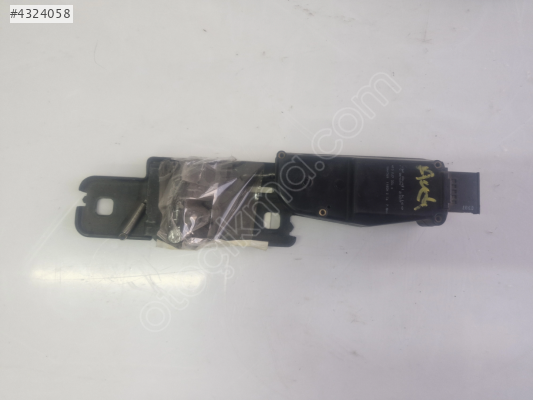 AUDİ Q7 BAGAJ KİLİDİ ORJİNAL 2005-2015