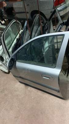 VOLVO S60 SOL ÖN KAPI 2001