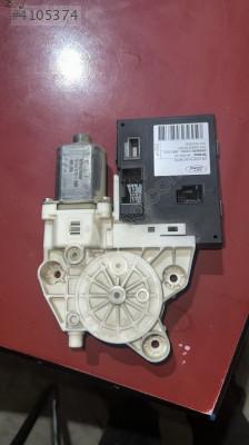 2006-2008 FORD FOCUS 2 SAĞ CAM MOTORU KARTLI