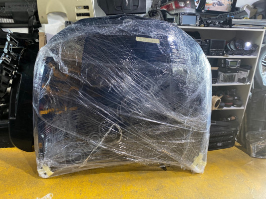 BMW 7 G11 KAPUT HATASIZ TERTEMİZ (LACİVERT)