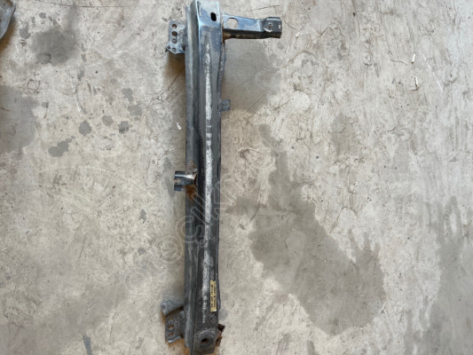 CADDY ÖN TAMPON DEMİRİ 2015-2018 2K5807111