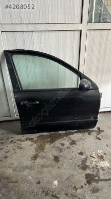 Skoda fabia sağ ön kapı