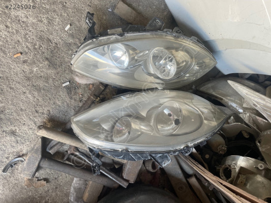 Fiat Linea sağ sol ön far lambaları orijinal