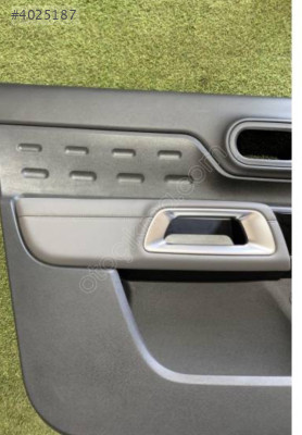 citroen c5 aircross sağ ön kapı döşemesi 98201316 ZP