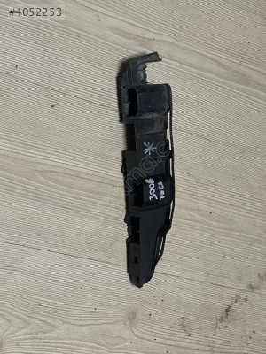 PEUGEOT 3008 08-16 SOL ÖN TAMPON BRAKETİ