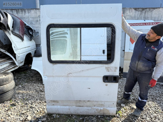 RENAULT MASTER SAĞ SÜRGÜLÜ KAPI 98-05 MODEL ORJİNAL ÇIKMA