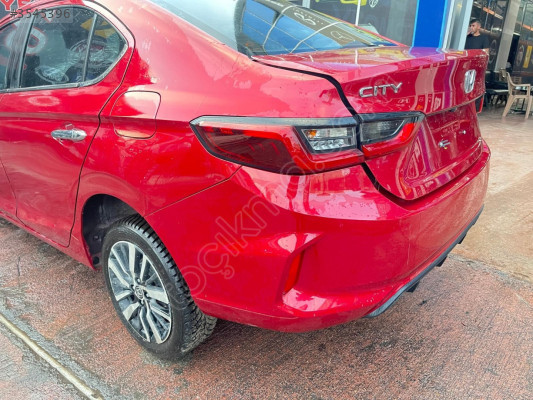 HONDA CİTY ÇAMURLUK 1.5 BENZİNLİ SOL ARKA 2021-2024