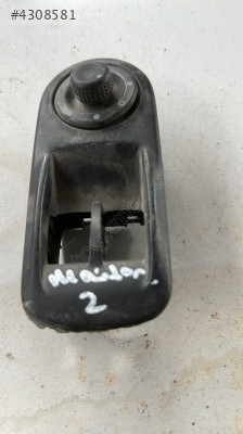 2017 RENAULT MASTER 2 ÇIKMA ORJINAL AYNA AYAR DÜĞMESİ