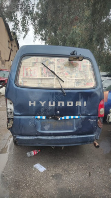 HYUNDAİ H100 ARKA BAGAJ KAPAĞI