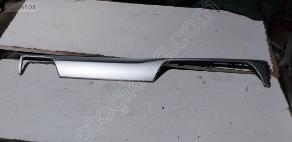 5JB858134B orj skoda rapid ön torpido konsolu