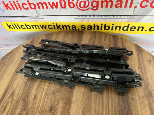 BMW G60 520İ İ5 ÇIKMA ORJİNAL MARŞPİYEL BRAKETİ  51775A1C2C3