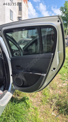 Clio 3 Hatchback sağ arka kapı döşemesi