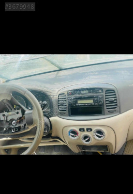 Hyundai Accent göğüs