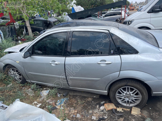 Focus 1 sol arka kapı dolu hatasız