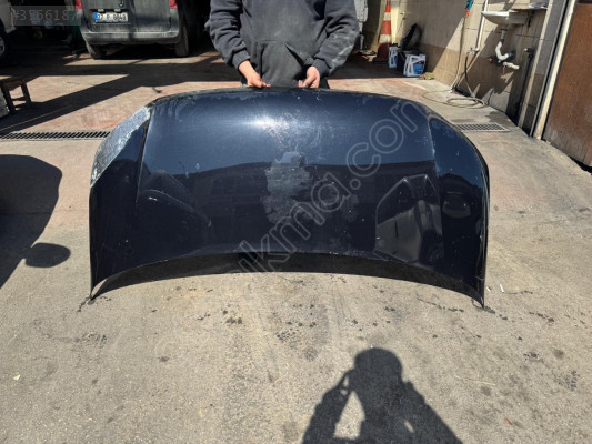 VW TRANSPORTER T7 SİYAH MOTOR KAPUTU ORJINAL LOKALLİK