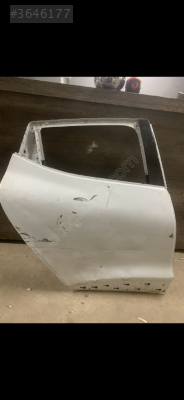 RENAULT CLİO 4 SAĞ ARKA KAPI