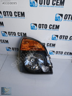OTO CEM'DEN ÇIKMA HYUNDAİ H100 KAMYONET SAĞ FAR SİYAH ZEMİN