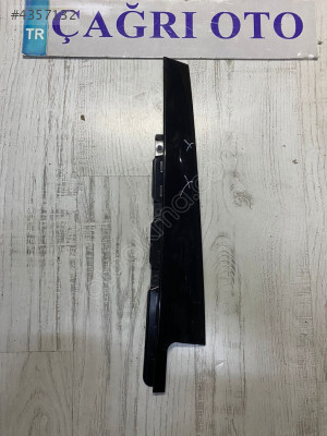 Q7 SAĞ ARKA KAPI DİREK PALASI 4M0839902 ÇAĞRI OTO MASLAK