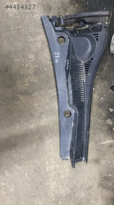 Suzuki SX4 cam önü ızgarası