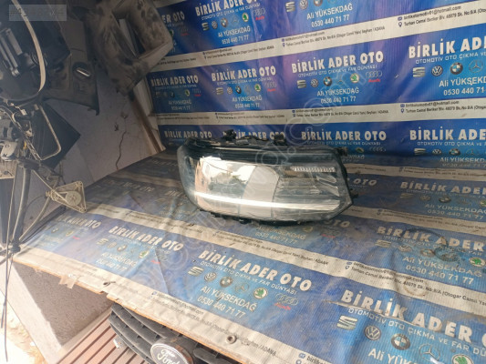 Volkswagen Wt cros sağ far fulled