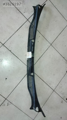 2K0819403 Volkswagen Caddy Ön Cam Izgarası (Çıkma)