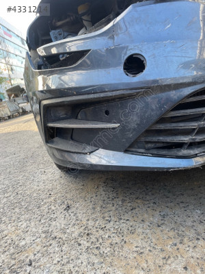 RENAULT MEGANE 4 SİSLİ SİS ÇEÇEVESİ ÇIKMA ORİJİNAL