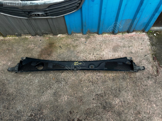 2023 express ön cam ızgarası