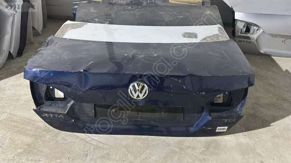 VOLKSWAGEN/ JETTA 15-18 UFAK HASARLI ORJİNAL BAGAJ KAPAĞI