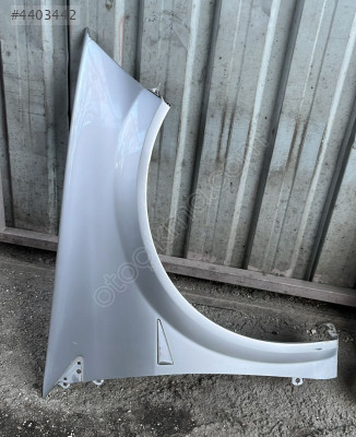 RENAULT MEGANE 2 SAĞ ÖN ÇAMURLUK ÇEVİK OTO ÇIKMA