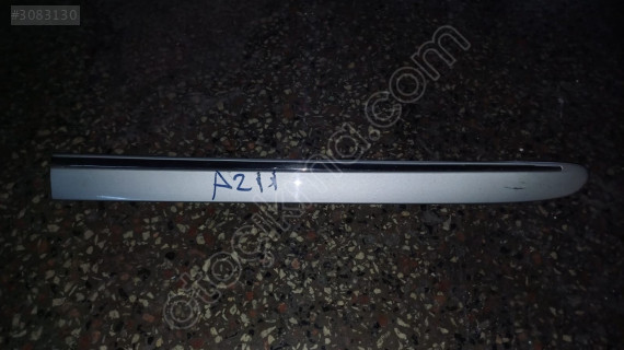 2003-2006 Mercedes W211 sol arka kapı çıtası