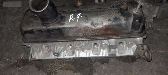 Renault 9 Broadway silindir kapak