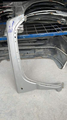 2004-2006 JEEP GRAND CHEROKEE SAĞ ÖN ÇAMURLUK