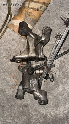 Renault Megane 4 Çıkma Viraj Demir Ayakları Sağ Sol