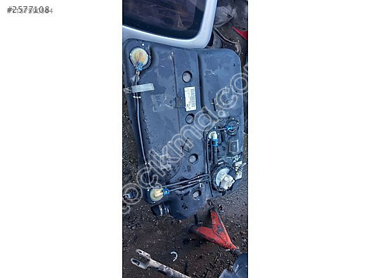 land rover freelander 1 benzin deposu