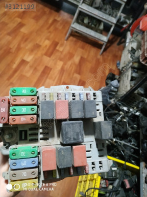 FİAT LİNEA SİGORTA KUTUSU