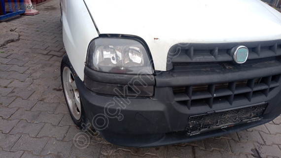 fiat doblo sağ far