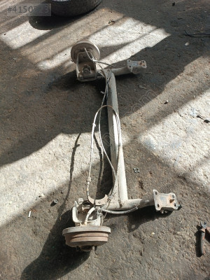 Ford escort arka dingil