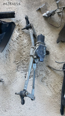 DACİA DOKKER ÖN CAM SİLGİ MOTORU OTO FEDAİ