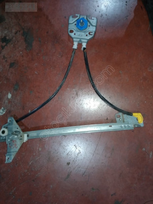 Peugeot 307 s.w çıkma sağ sol cam kirkosu