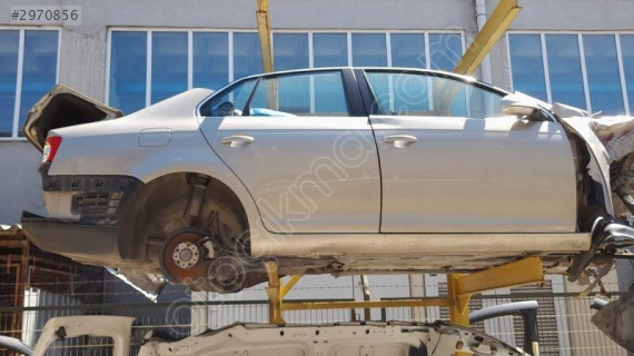 VOLKSWAGEN JETTA 2008 2011 SAĞ ARKA ÇAMURLUK SÖKME 1K5809844