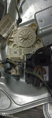 Ford focus 2 kasa ön kapı cam motoru çıkma orjinal